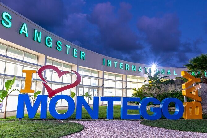 Private Airport Pickup and drop off in Jamaica - Why Travelers Love This Service
