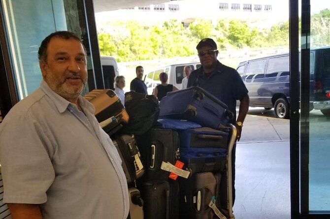Private Airport Round Trip Transportation to Hotels in St Thomas - The Vehicle and Comfort Level