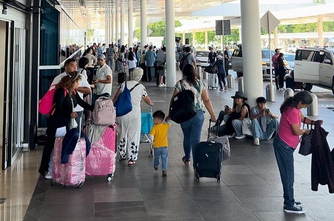 Private Airport Transfer from Mérida to Campeche - Breakdown of the Experience