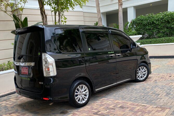 Private airport Transfer from Montego Bay To Negril - Authentic and Friendly Service