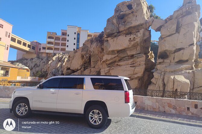 Private Airport Trip to Cabo San Lucas Hotels RT - Key Points