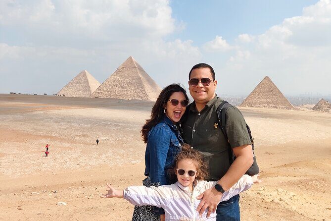 PRIVATE ALL INCLUSIVE Giza Pyramids,Sphinx,Camel&Inside Pyramid - Introduction: Discover the Magic of Giza with a Private Tour