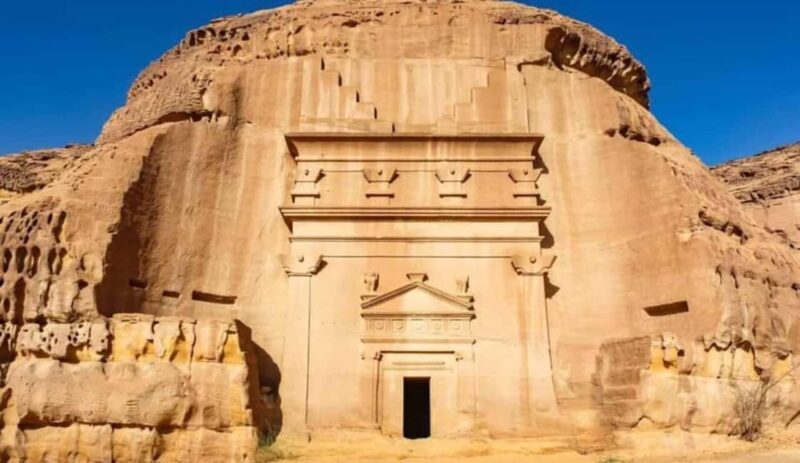 Private Alula Full or Half-Day City Tour with Elephant Rock - Introduction: Why This Tour Could Be Your Perfect AlUla Introduction