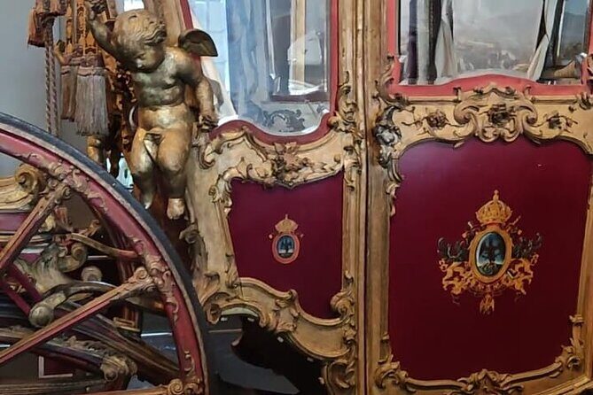 Private and Guided Tour to Chapultepec Castle with Transportation - Who Should Consider This Tour?