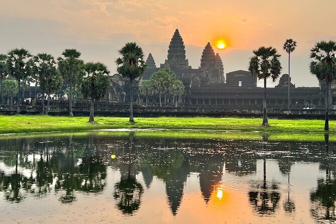 Private Angkor Wat Sunrise Tour with Lunch Included - Introduction
