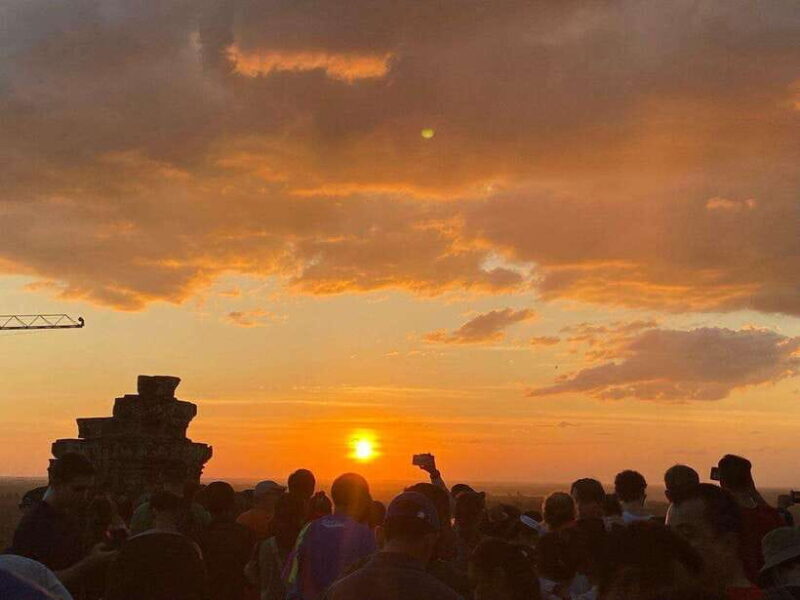 Private Angkor Wat Sunset Tour with Lunch and Snack Included - Exploring the Itinerary: What Makes This Tour Special