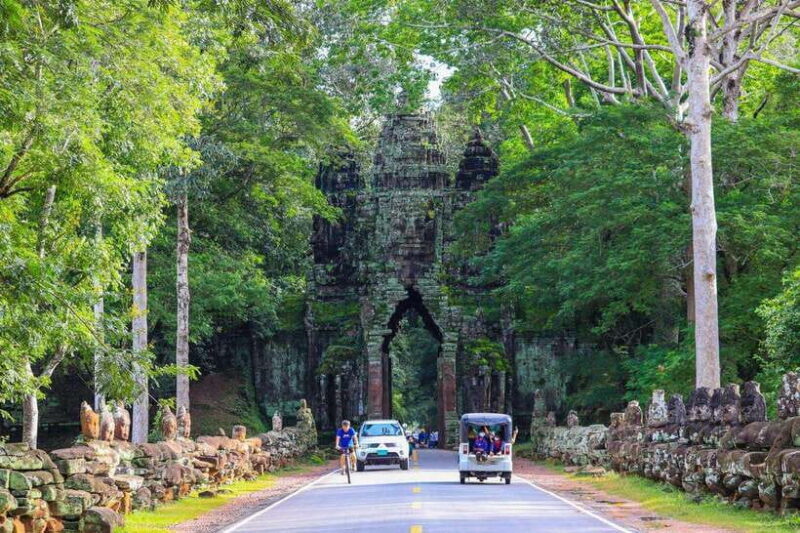 Private Angkor Wat Sunset Tour with Lunch and Snack Included - Why This Tour Works Well