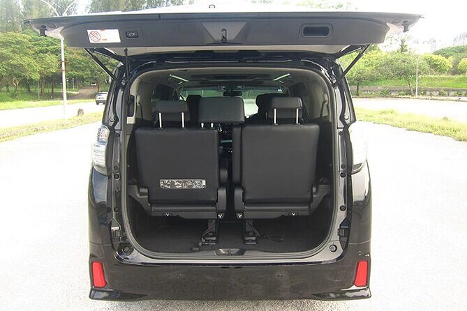 Private Arrival from Itami Airport ITM to Osaka City by Minivan - FAQs
