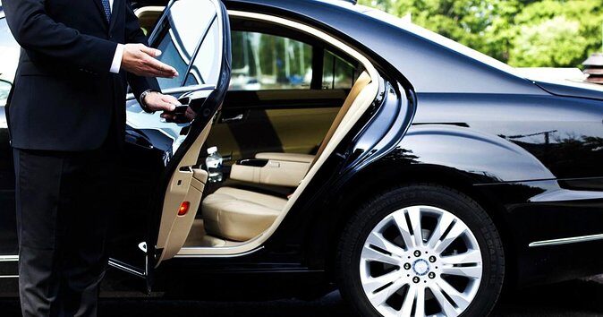 Private arrival transfer from the Airport to your booked hotel in Negombo - Key Points