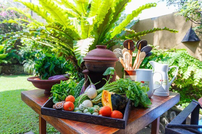 Private Authentic Sri Lankan Cooking Class with a Grandmother in Colombo - Key Points