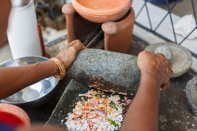Private Authentic Sri Lankan Cooking Class with a Grandmother in Colombo - Who Should Book This?