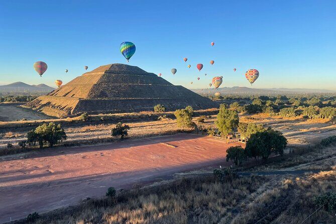 Private Balloon Flight over Teotihuacan plus Breakfast and Entry - The Sum Up