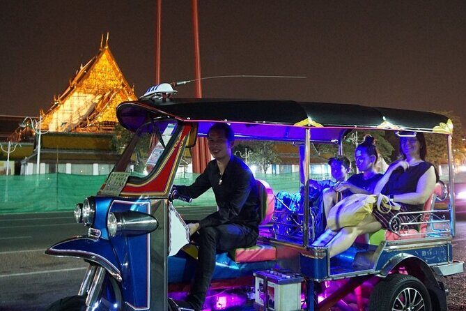 Private Bangkok Night City Tour by Tuk-Tuk with Thai Food - Who Should Consider This Tour?