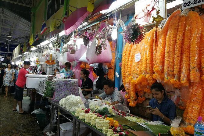 Private - Bangkok TUKTUK Tour by Night incl. snack and cold drink - Who Will Love This Tour?