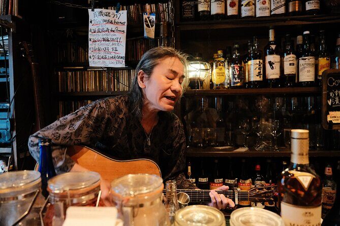 Private Bar Hopping Tour in Shinjuku Golden Gai - Who Should Consider This Tour?