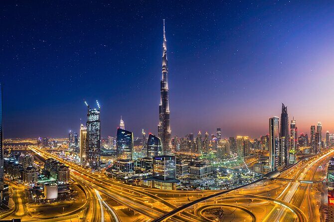 Private Basis: City Tour of Old & New Dubai through Dubai Frame - Discovering Dubai’s Contrasts: Old & New via Dubai Frame