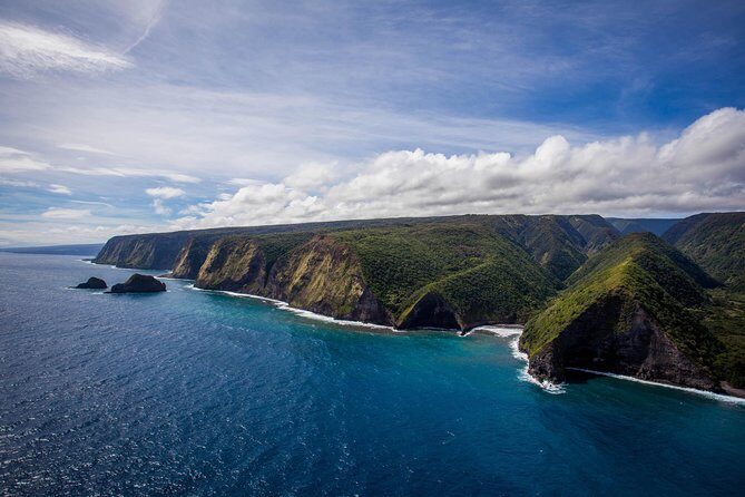 Private Big Island Experience: 3 of 4 Window Seats - Key Points