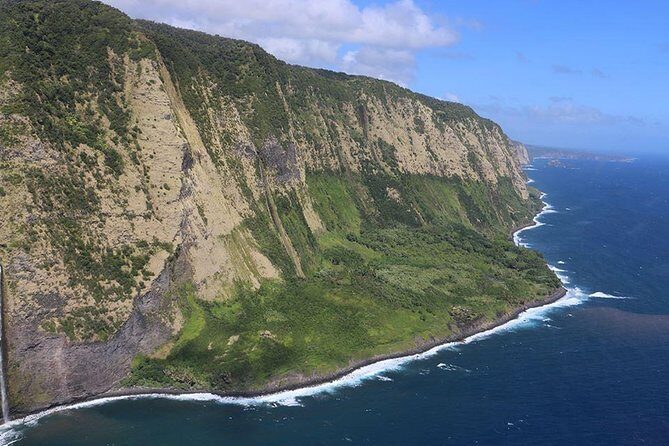 Private Big Island Experience: 3 of 4 Window Seats - An In-Depth Look at the Tour Experience