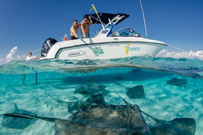 Private boat charter in Grand Cayman - Key Points