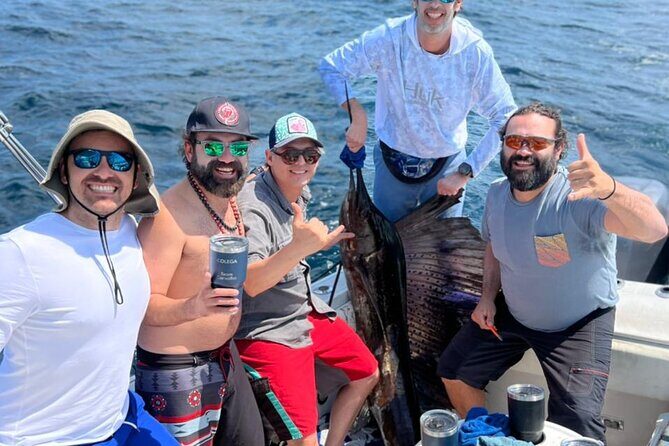 Private Boat Fishing in the Bay of Puerto Vallarta - Authenticity and Local Flavor