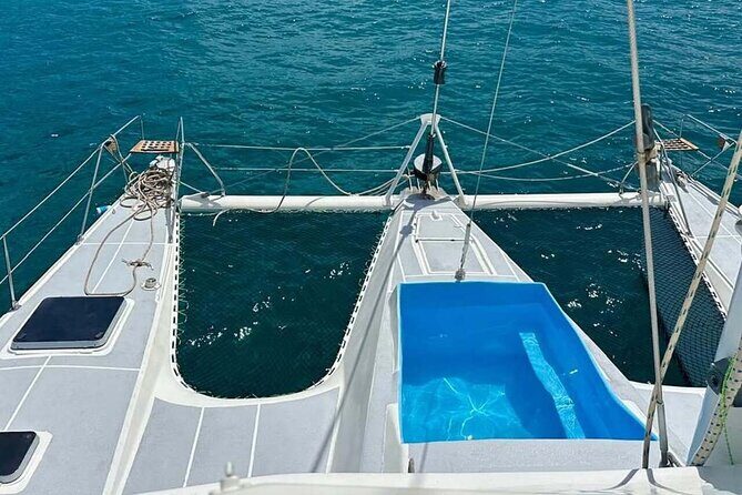 Private Boat for groups up to 15 people with jacuzzi and Lunch - BBQ Lunch and Relaxation