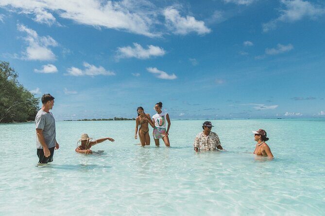 Private Boat Tour Around the Island of Moorea (With Lunch) - The Itinerary in Detail