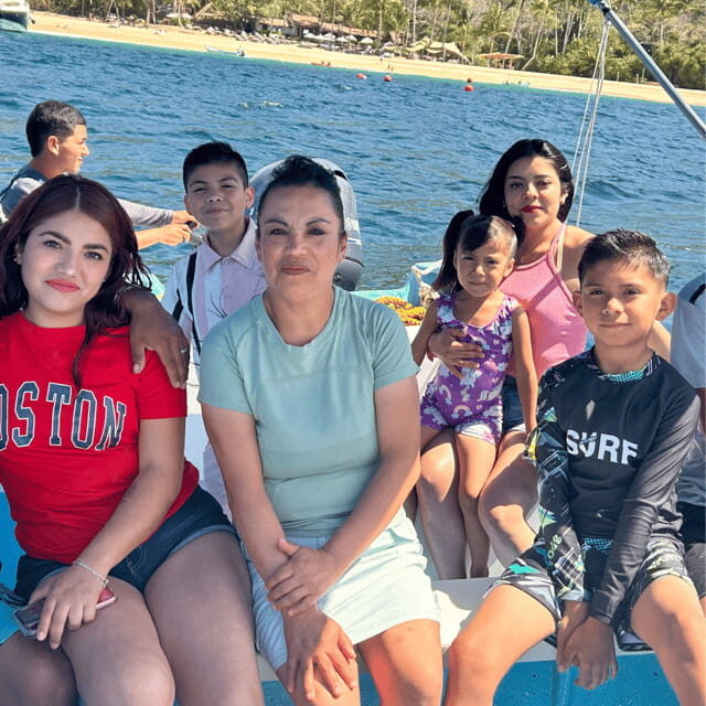 PRIVATE BOAT TOUR | SNORKEL | RESTAURANTS | YELAPA - FAQ
