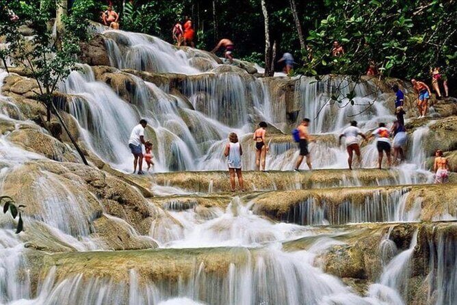 Private Bob Marley 9 mile & DunnsRiverFalls Tour from Montego Bay - FAQ