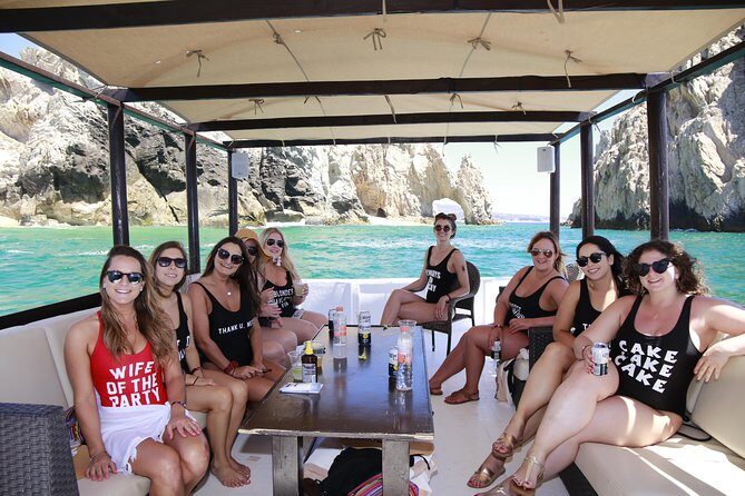 Private Cabo 35ft cat experience Food and open bar included! - What’s Included & What to Bring?
