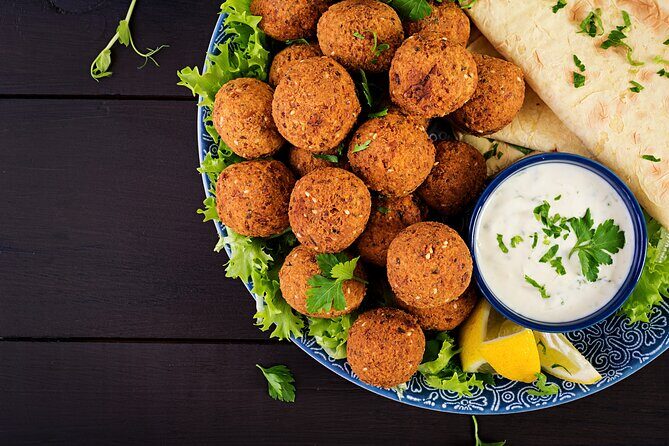 Private Cairo food tour &Great Food(Falafel, Shawarma& Koshari) - Transport and Group Size