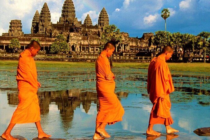 Private Cambodia 5 Days Tour from Siem Reap to Phnom Penh - An Introduction to the Cambodia 5-Day Private Tour