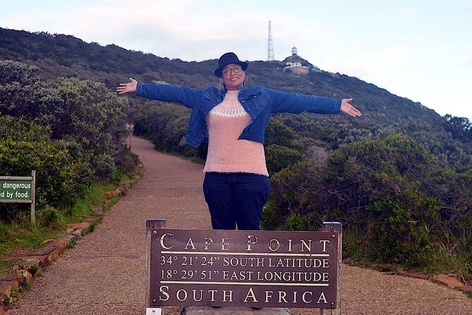 Private Cape of Good Hope and Penguins Tour with Luxury Mercedes or BMW Vehicle - The Sum Up