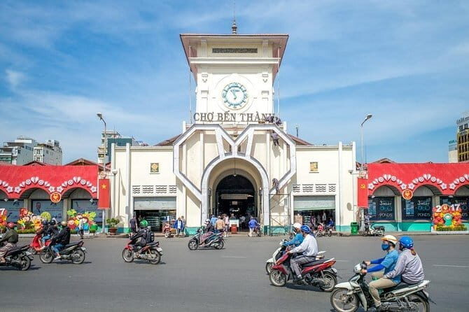Private Car Between Ho Chi Minh Saigon Airport and Vung Tau - Who Is This Service Best For?