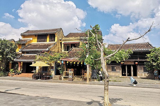 Private Car From Hue To Hoi An Old Town - The Sum Up