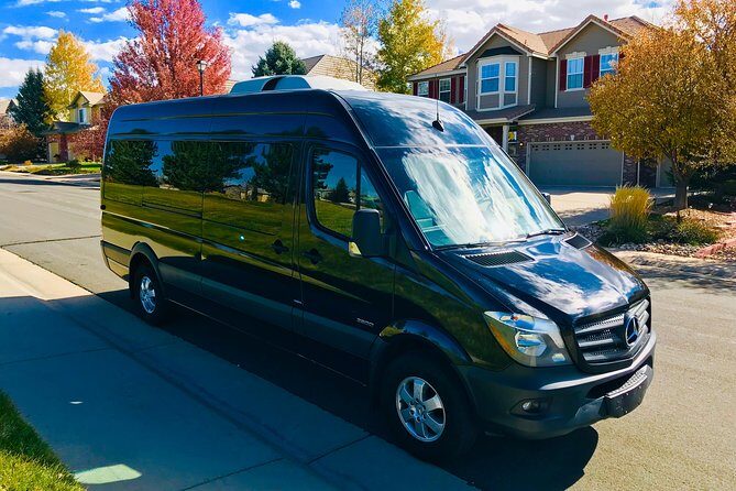Private Car Service from Denver Int'l Airport (DEN) to Vail or Beaver Creek - Experience Overview: Comfort and Convenience from Denver to the Rockies