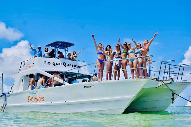 Private Catamaran Cruise with Slide & unlimited drinks - Key Points at a Glance