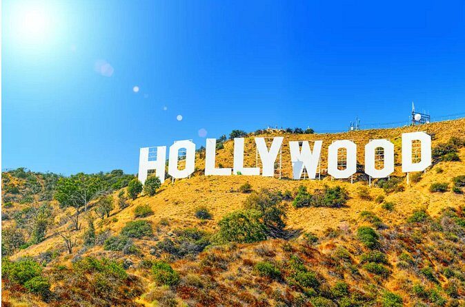 Private Celebrity Homes and Hollywood Landmarks Tour by Car - The Value of the Guided Commentary