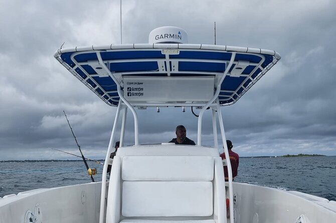 Private Charter for snorkeling, swimming pigs, turtles & fishing.... - Key Points