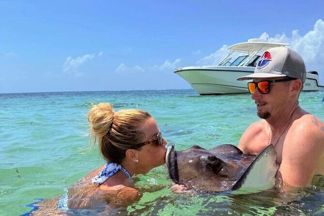 Private Charter for Stingray city - Key Points