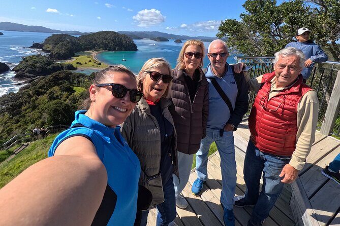Private Charter: Hole in the Rock Cruise with Island Stopovers - Pricing and value