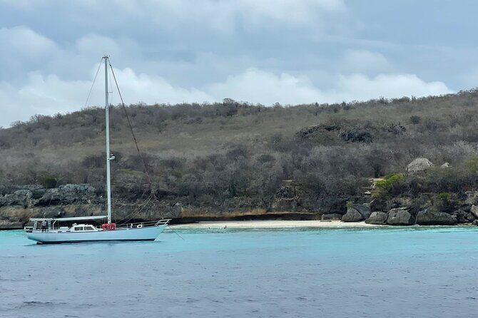 Private charter on Casador a classic 68ft sailing yacht.cruiseship possible - Key Points