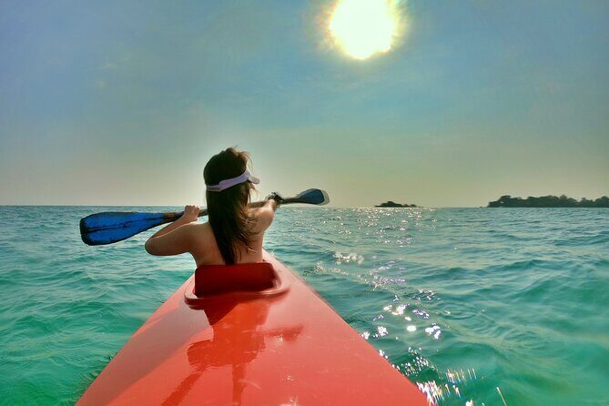 [PRIVATE CHARTER] SEA-KAYAKING along HALF-MOON BAY & SUNSET DRIFTING & DINNER - Key Points