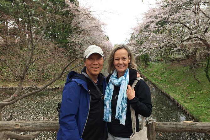 Private Cherry Blossom Tour in Hirosaki with a Local Guide - Key Points