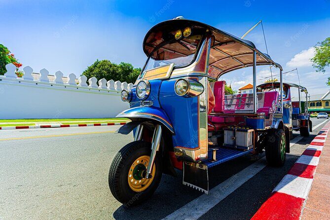 Private Chiang Mai Old City Half Day Tuk Tuk Tour - Transportation and Group Size