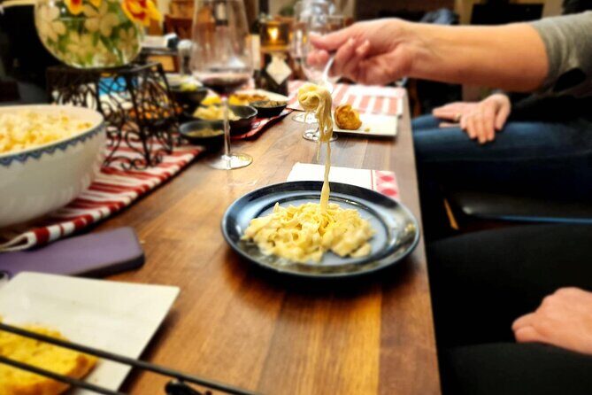 Private Chicago-style deep dish pizza or pasta making class - Who Will Love This Experience?