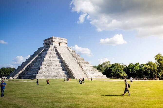 Private Chichén Itzá, Mayapan Distillery and Valladolid Tour - An Introduction to the Tour Experience