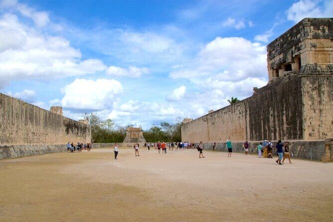 Prívate Chichen Maya Nature Tour - Chichen Itza: The Iconic Mayan Site