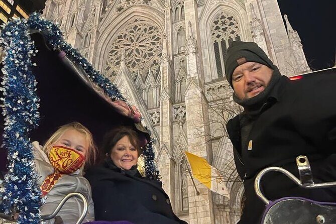Private Christmas Lights Horse Carriage Tour In New York City - FAQ