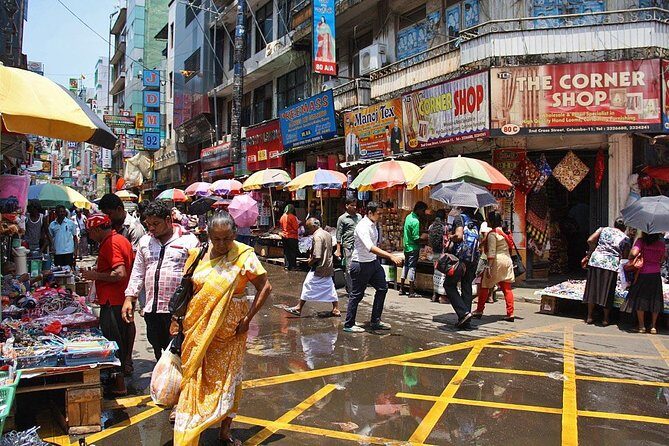 Private City tour in Colombo By tuk tuks or Cars - The Sum Up