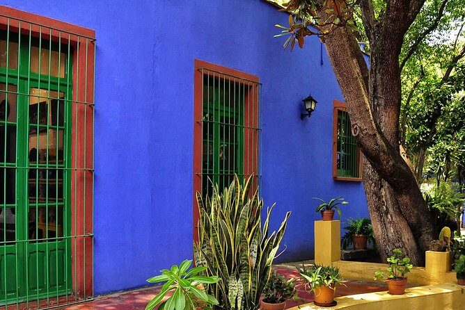 Private City Tour in Frida Kahlo, Coyoacan, and Xochimilco - Authenticity and Local Flavor